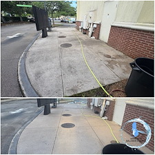 Commercial-Pressure-Washing-for-Starbucks-in-Mobile-AL-Baldwin-Countys-Top-House-Washing-Company-Delivers-Sparkling-Results 1